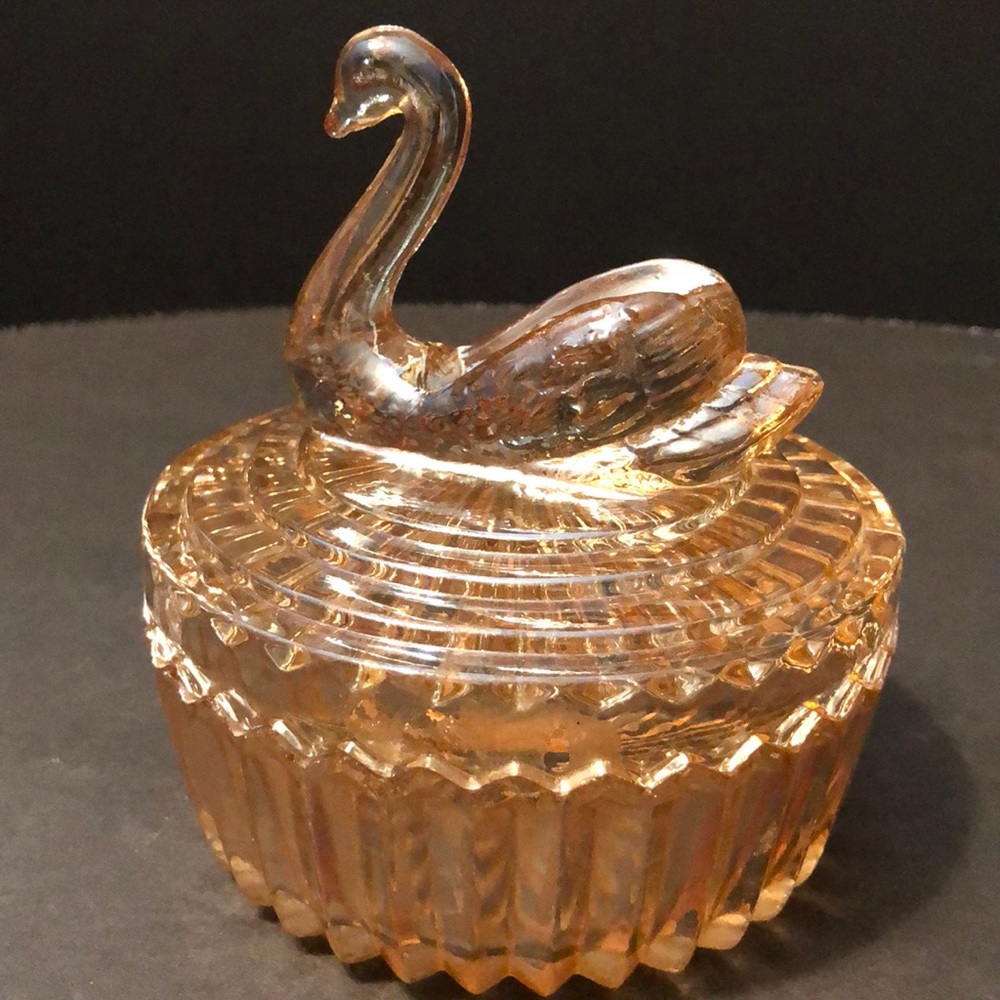 Vintage 1950’s Jeanette Carnival Glass Sean Powder Dish